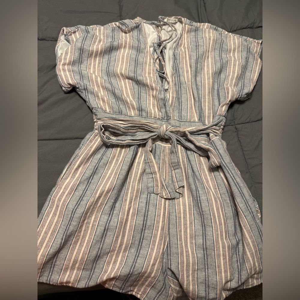 American Eagle Romper!